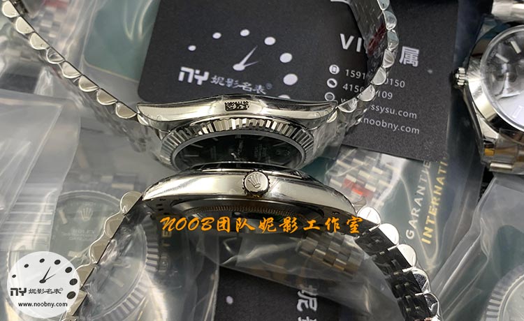 VS厂劳力士日志侧面.jpg