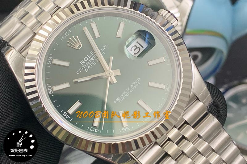 20251205838698.jpg VS厂劳力士薄荷绿日志4.jpg